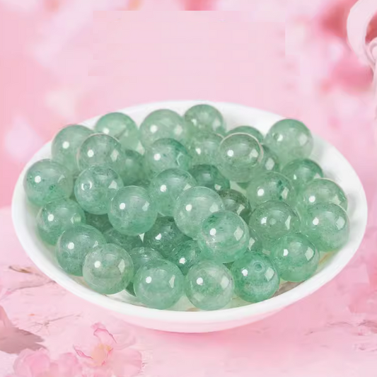 10pcs Green Strawberry Quartz Beads